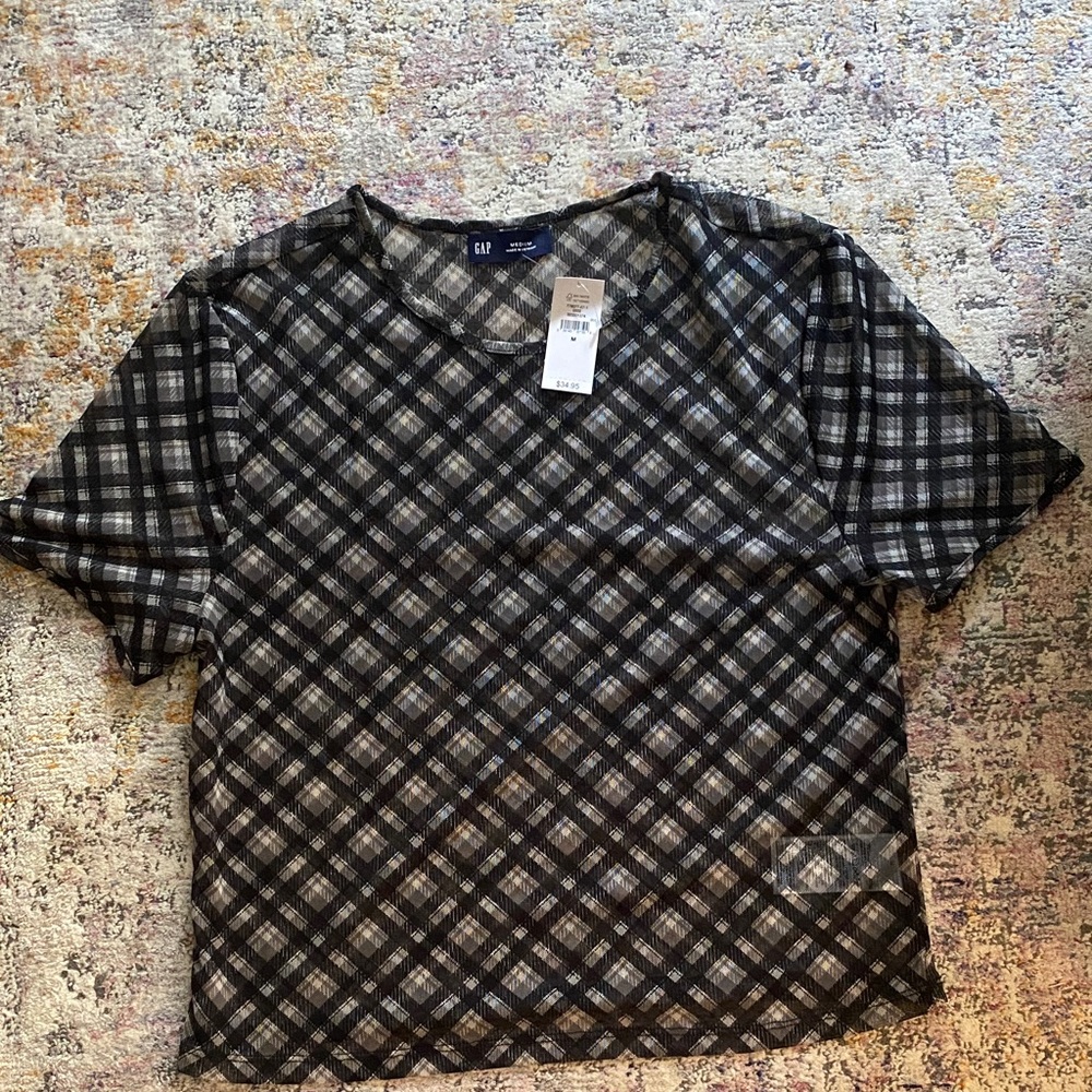 GAP Black and Gray Plaid Sheer Short Sleeve Tee